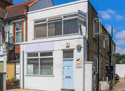 Unit B, London House, 42 Upper Richmond Road West, East Sheen, SW14 8DD